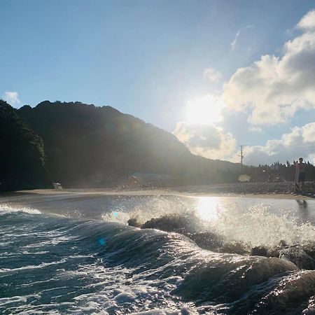 The Surf Lodge White Beach Shimoda  Luaran gambar